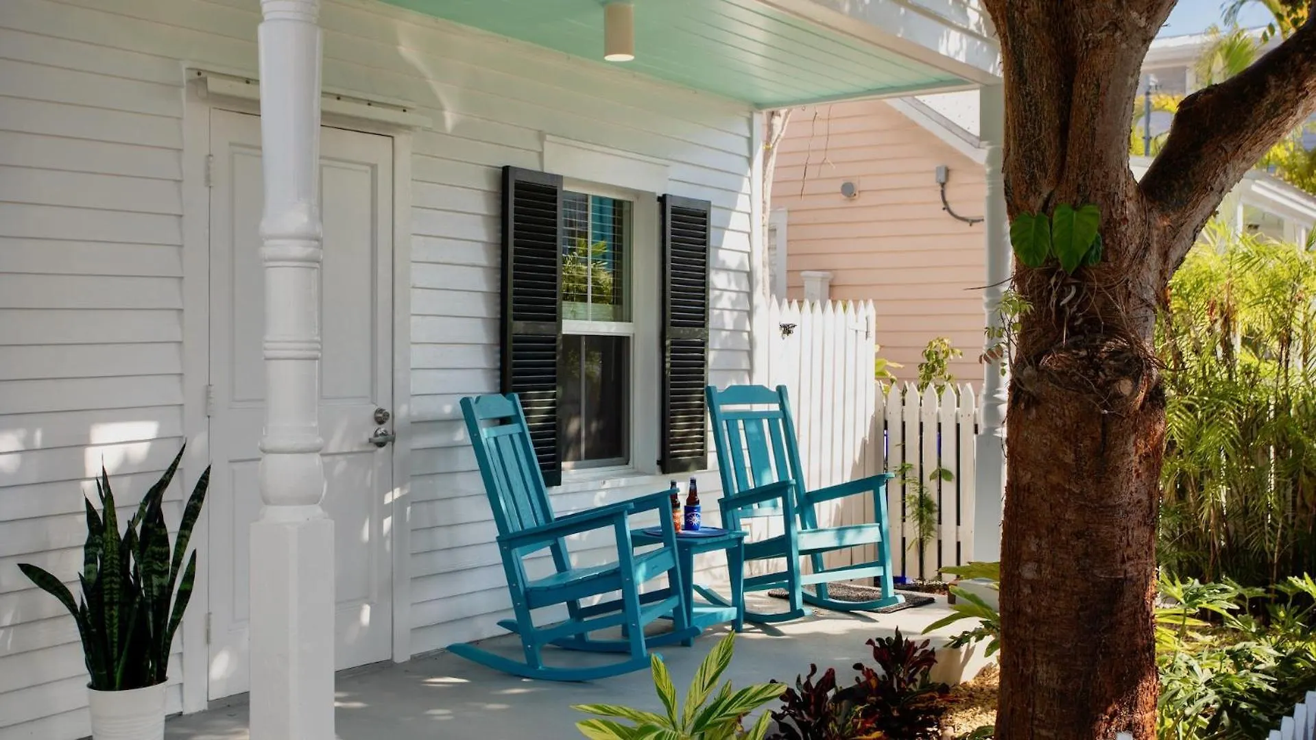 The Duke And The Queen By Last Key Realty Key West 0*,  United States